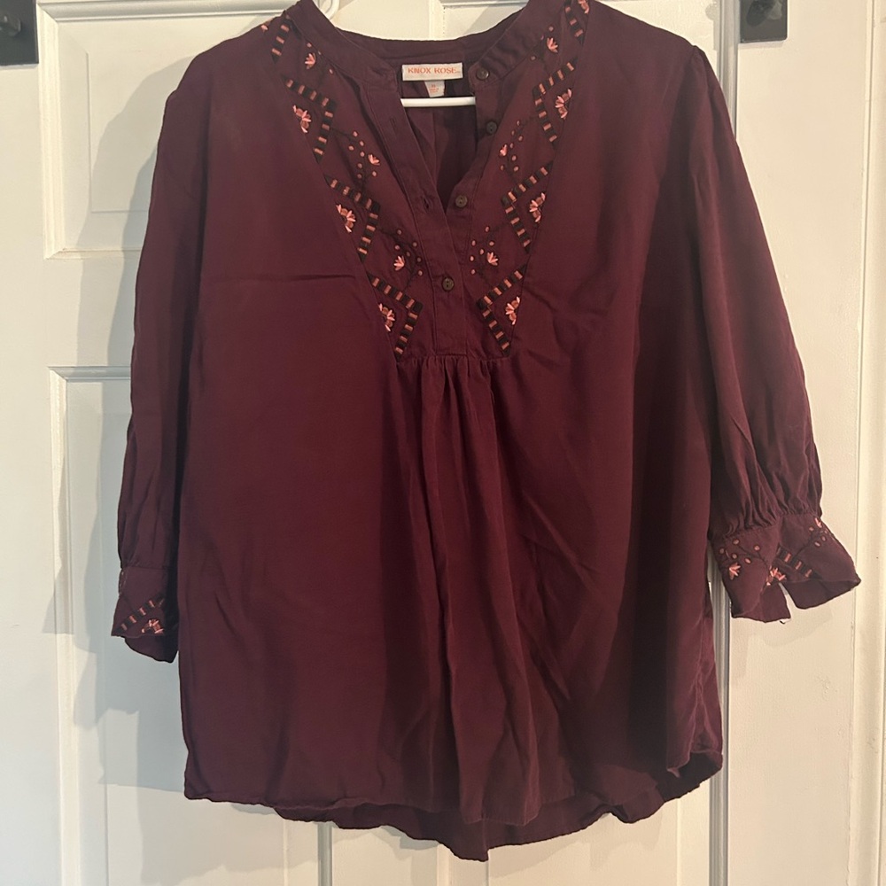Knox Rose Women's Burgundy Embroidered Peasant Blouse